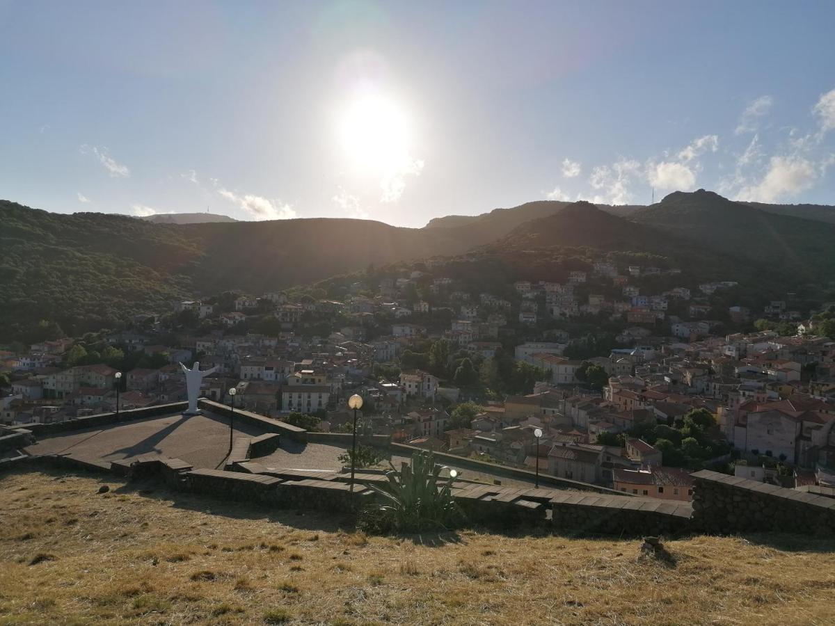 Deiana Santu Lussurgiu Exterior foto
