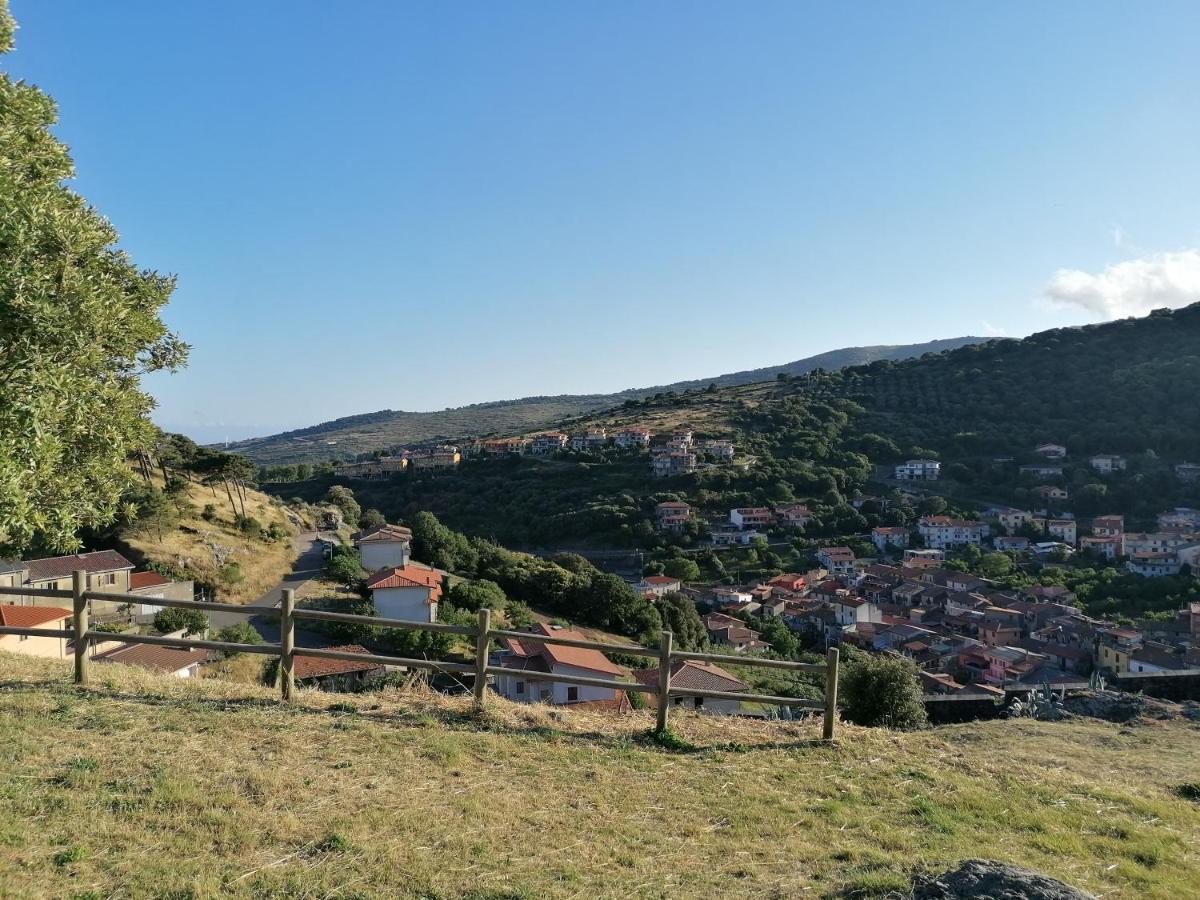 Deiana Santu Lussurgiu Exterior foto