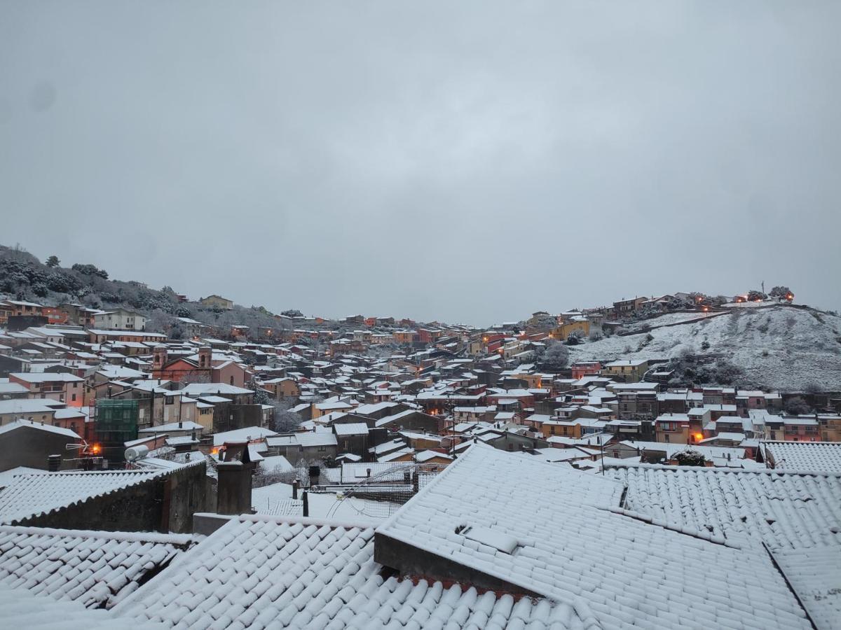 Deiana Santu Lussurgiu Exterior foto