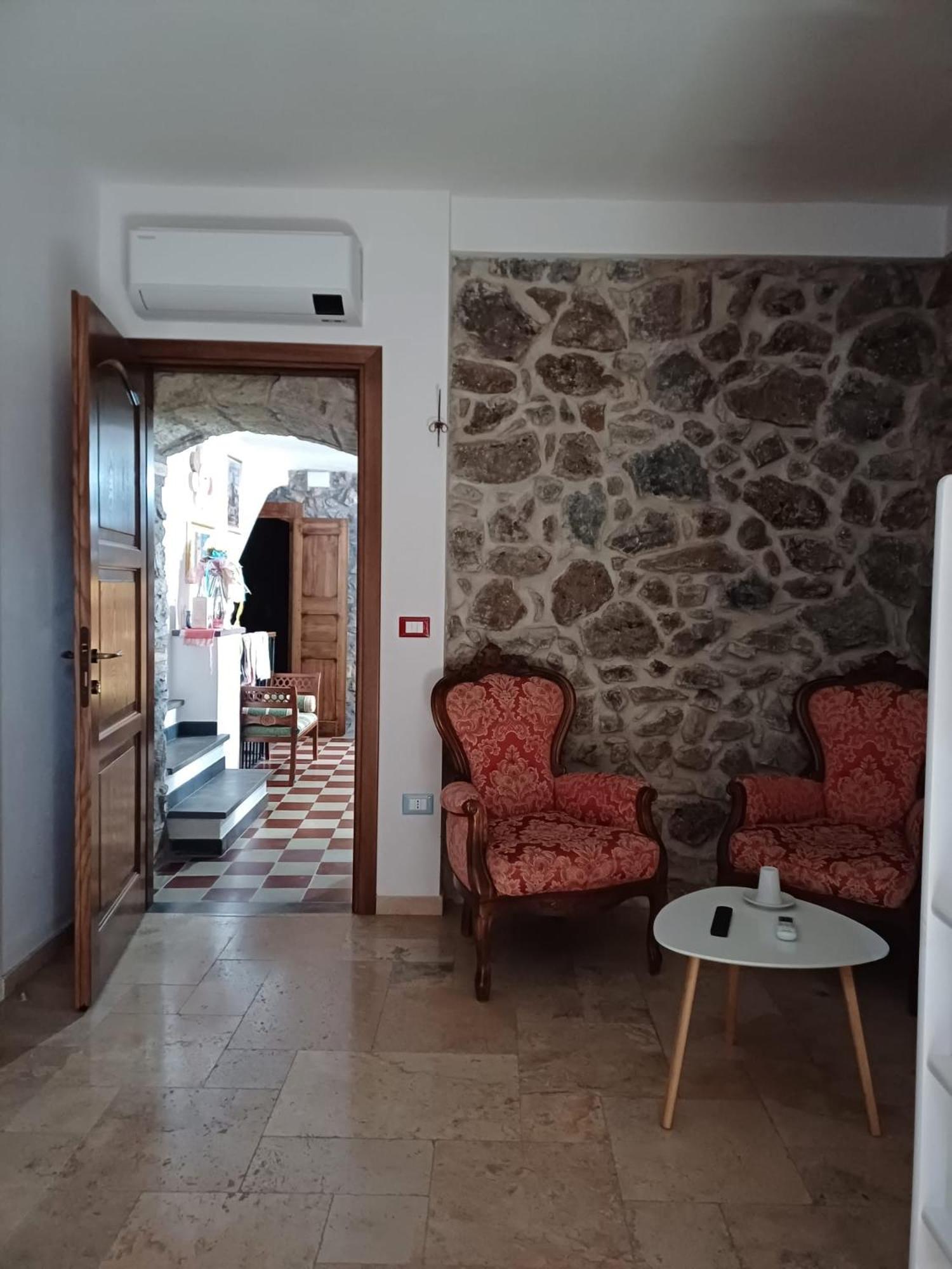 Deiana Santu Lussurgiu Exterior foto